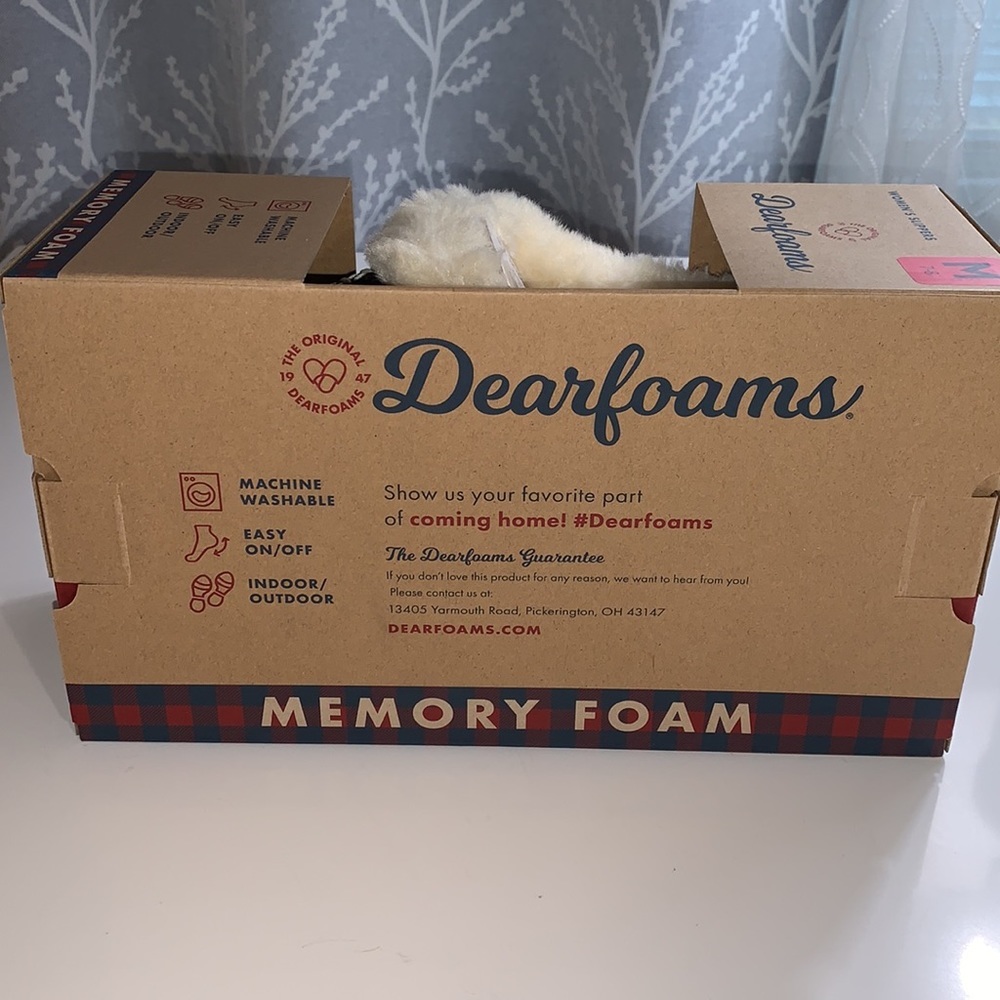 Dearfoams Memory Foam, Woman’s Medium - Picture 2 of 5